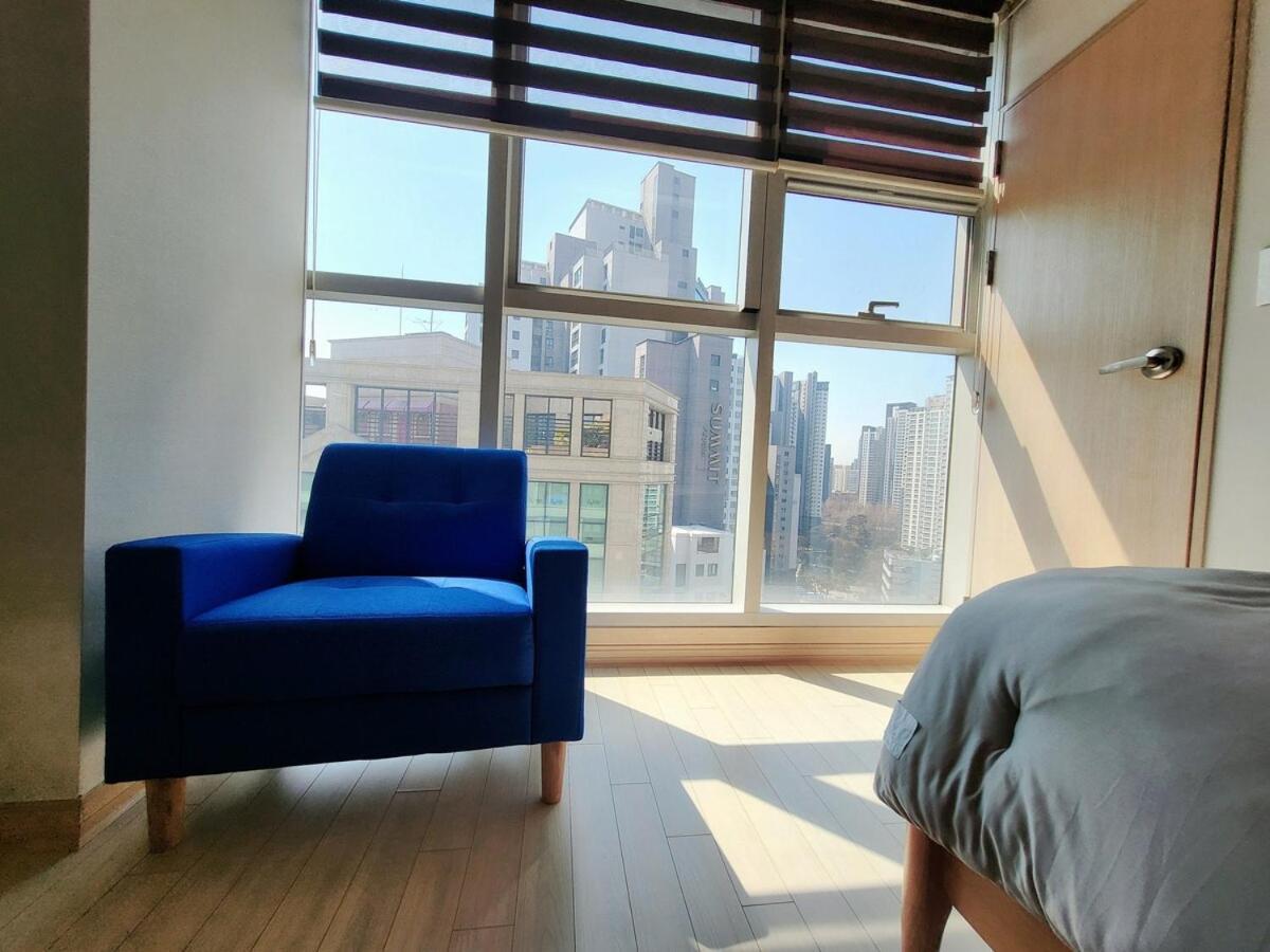 Cozy House With View 12 Apartment